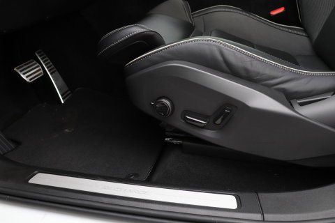 Volvo XC60 T6 R-Design |  Long Range | Harman/Kardon | Panoramadak | Standkachel | Camera | Keyless | Stoel+Stuurverwarming | ACC