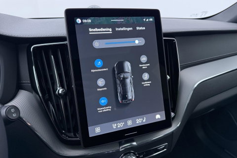 Volvo XC60 T8 Ultra Black Edition | Bowers & Wilkins | Luchtvering | Panoramadak | Head-UP | Stoelventilatie