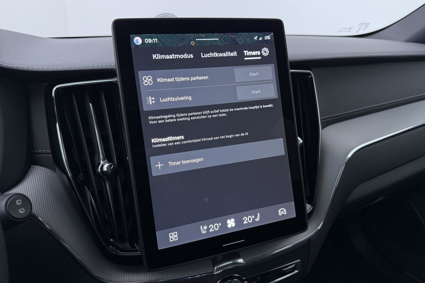 Volvo XC60 T8 Ultra Black Edition | Bowers & Wilkins | Luchtvering | Panoramadak | Head-UP | Stoelventilatie