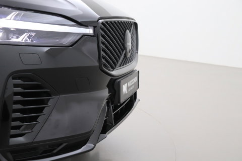 Volvo XC60 T8 Ultra Black Edition | Bowers & Wilkins | Luchtvering | Panoramadak | Head-UP | Stoelventilatie