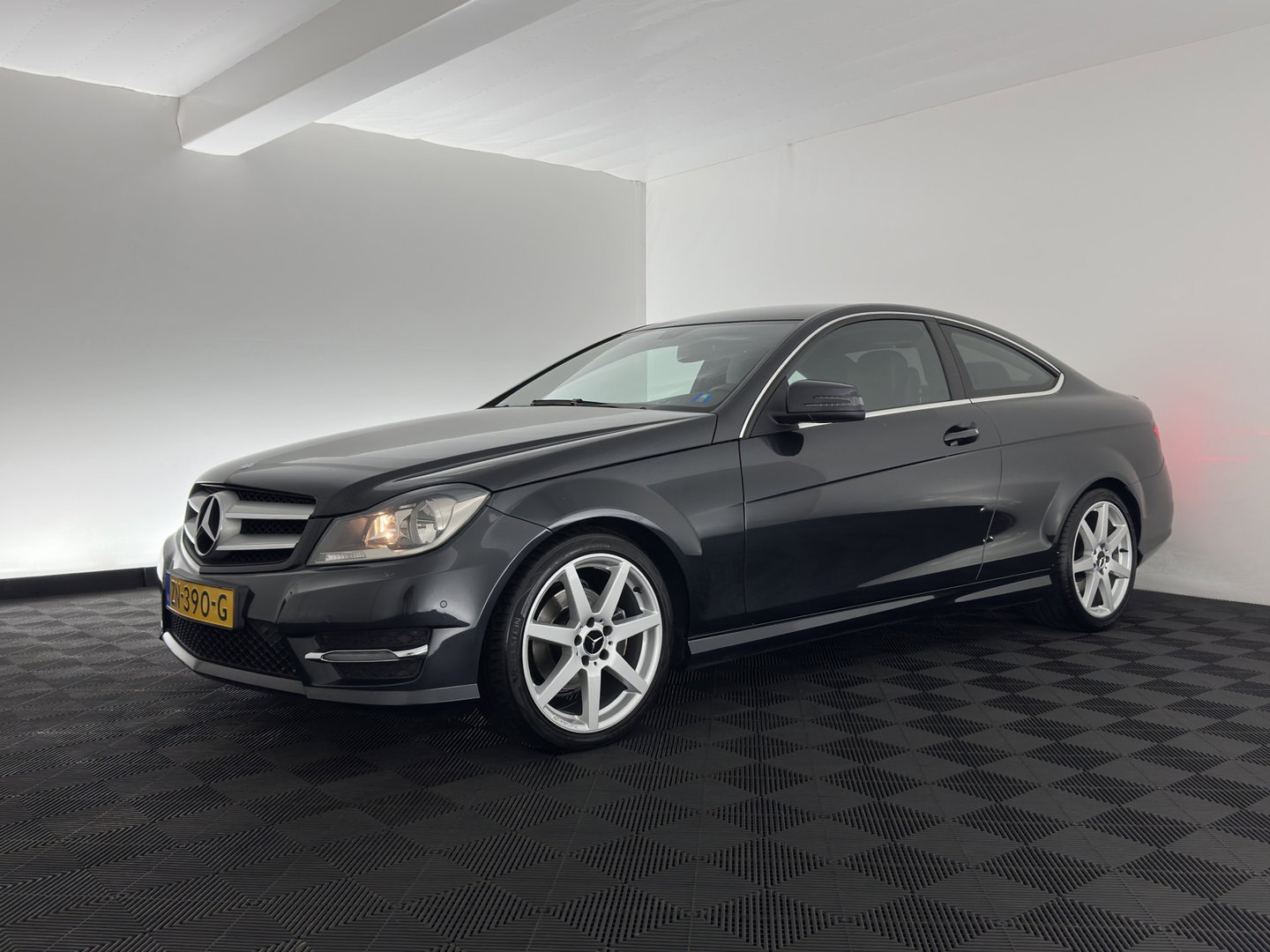 Mercedes-Benz C-Klasse Coupé 220 CDI Ambition AMG *LEATHER-MICROFIBRE | HEATED-SPORTSEATS | NAVI-FULLMAP | ECC | PDC | CRUISE | 18''ALU*