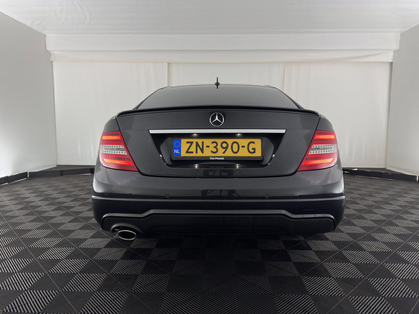 Mercedes-Benz C-Klasse Coupé 220 CDI Ambition AMG *LEATHER-MICROFIBRE | HEATED-SPORTSEATS | NAVI-FULLMAP | ECC | PDC | CRUISE | 18''ALU*