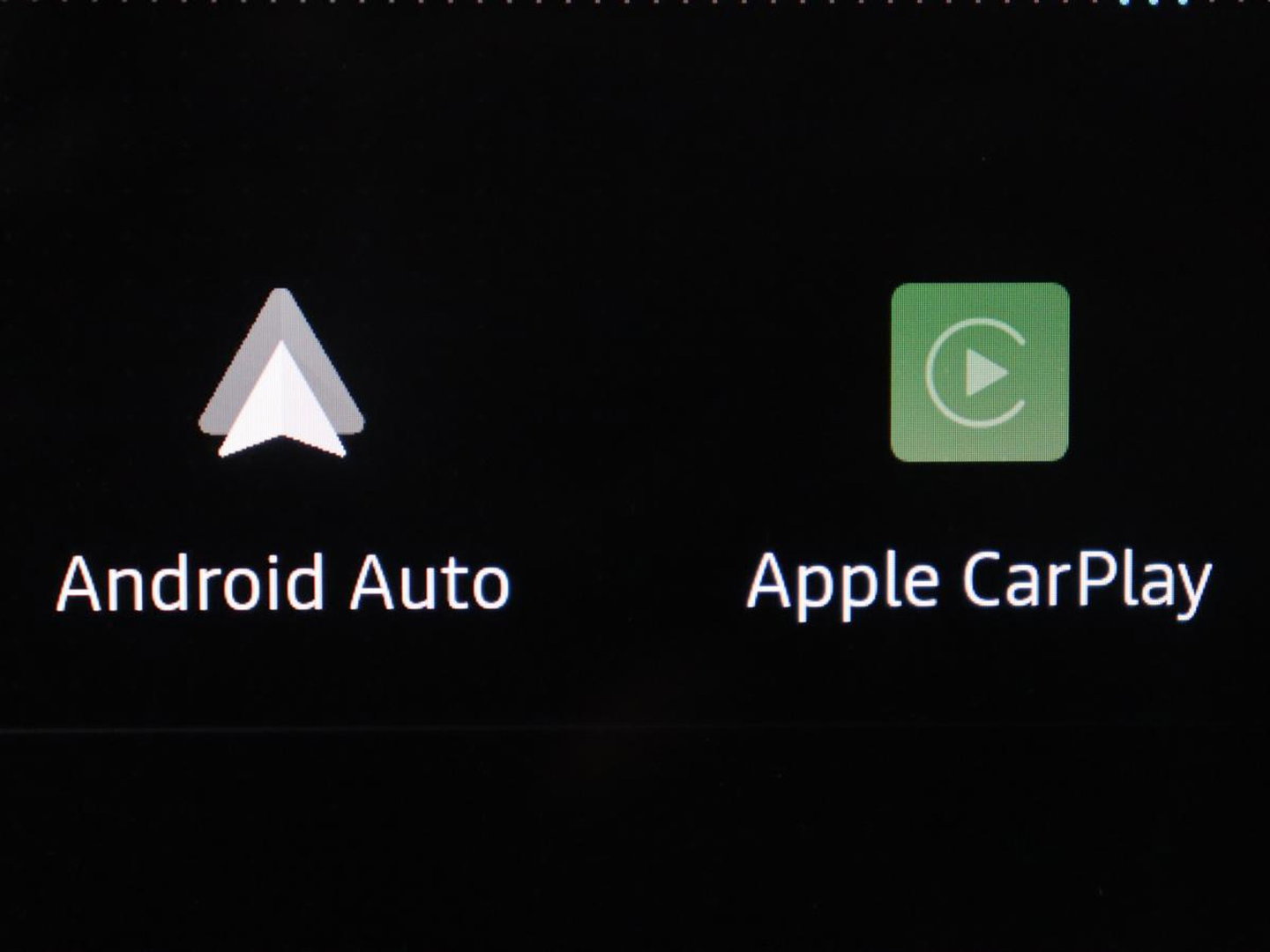 Renault Austral 1.2 E-Tech full hybrid 200 evolution | SOH 92.4 | Half Leder | Massage | Stuur/stoel verwarming | Adaptive cruise | Camera | Carplay | Climate control | Full LED |