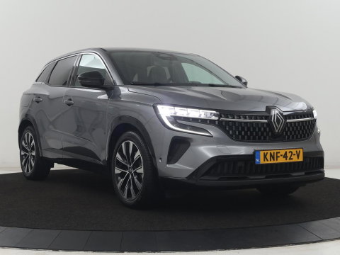 Renault Austral 1.2 E-Tech full hybrid 200 evolution | SOH 92.4 | Half Leder | Massage | Stuur/stoel verwarming | Adaptive cruise | Camera | Carplay | Climate control | Full LED |