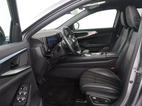 Renault Austral 1.2 E-Tech full hybrid 200 evolution | SOH 92.4 | Half Leder | Massage | Stuur/stoel verwarming | Adaptive cruise | Camera | Carplay | Climate control | Full LED |
