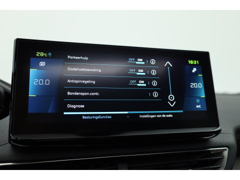 Peugeot 3008 1.6 Hybrid 225 GT | Rijklaar! | Pano | Adapt. Cruise | Camera + PDC | Apple CarPlay + NAV | Dodehoekdet.