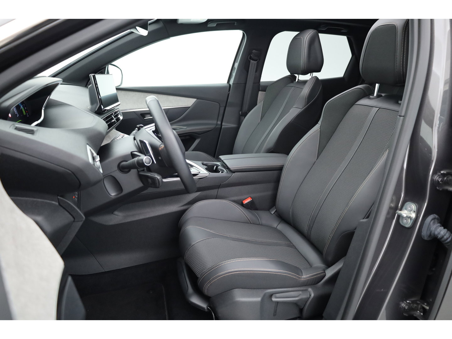 Peugeot 3008 1.6 Hybrid 225 GT | Rijklaar! | Pano | Adapt. Cruise | Camera + PDC | Apple CarPlay + NAV | Dodehoekdet.
