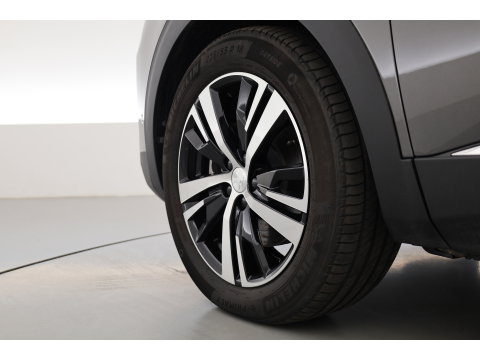 Peugeot 3008 1.6 Hybrid 225 GT | Rijklaar! | Pano | Adapt. Cruise | Camera + PDC | Apple CarPlay + NAV | Dodehoekdet.