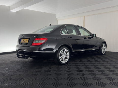 Mercedes-Benz C-Klasse 220 CDI BlueEFFICIENCY Business Class Avantgarde (INCL.BTW) Aut. *LEATHER-FABRIC | HEATED-COMFORTSEATS | NAVI | ECC | PDC | CRUISE | TOWBAR | 17''ALU*