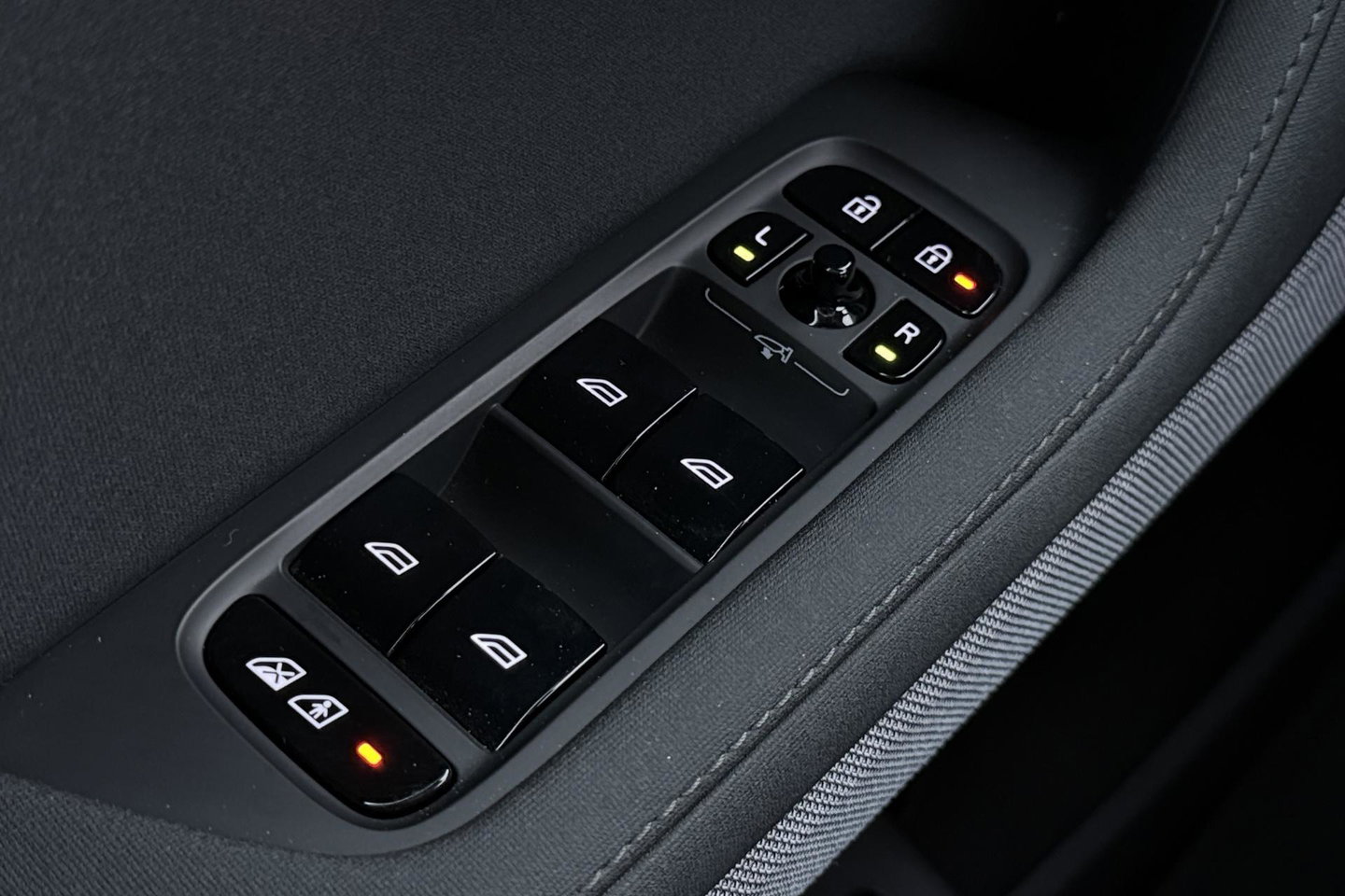 Polestar 2 Long Range Single Motor 78 kWh | Pilot Pack | Camera | Stoelverwarming | Keyless