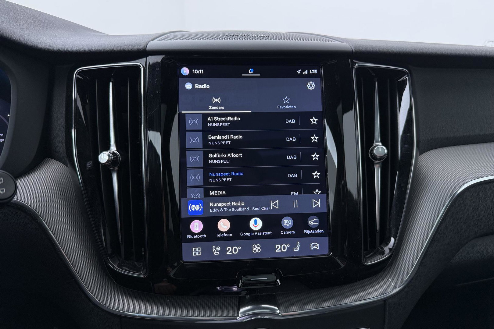 Volvo XC60 T6 Plus Dark | ACC | Harman/Kardon | Trekhaak | Panoramadak | Stoel+Stuurverwarming | 21 Inch | Leder