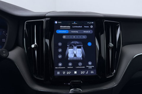 Volvo XC60 T6 Plus Dark | ACC | Harman/Kardon | Trekhaak | Panoramadak | Stoel+Stuurverwarming | 21 Inch | Leder