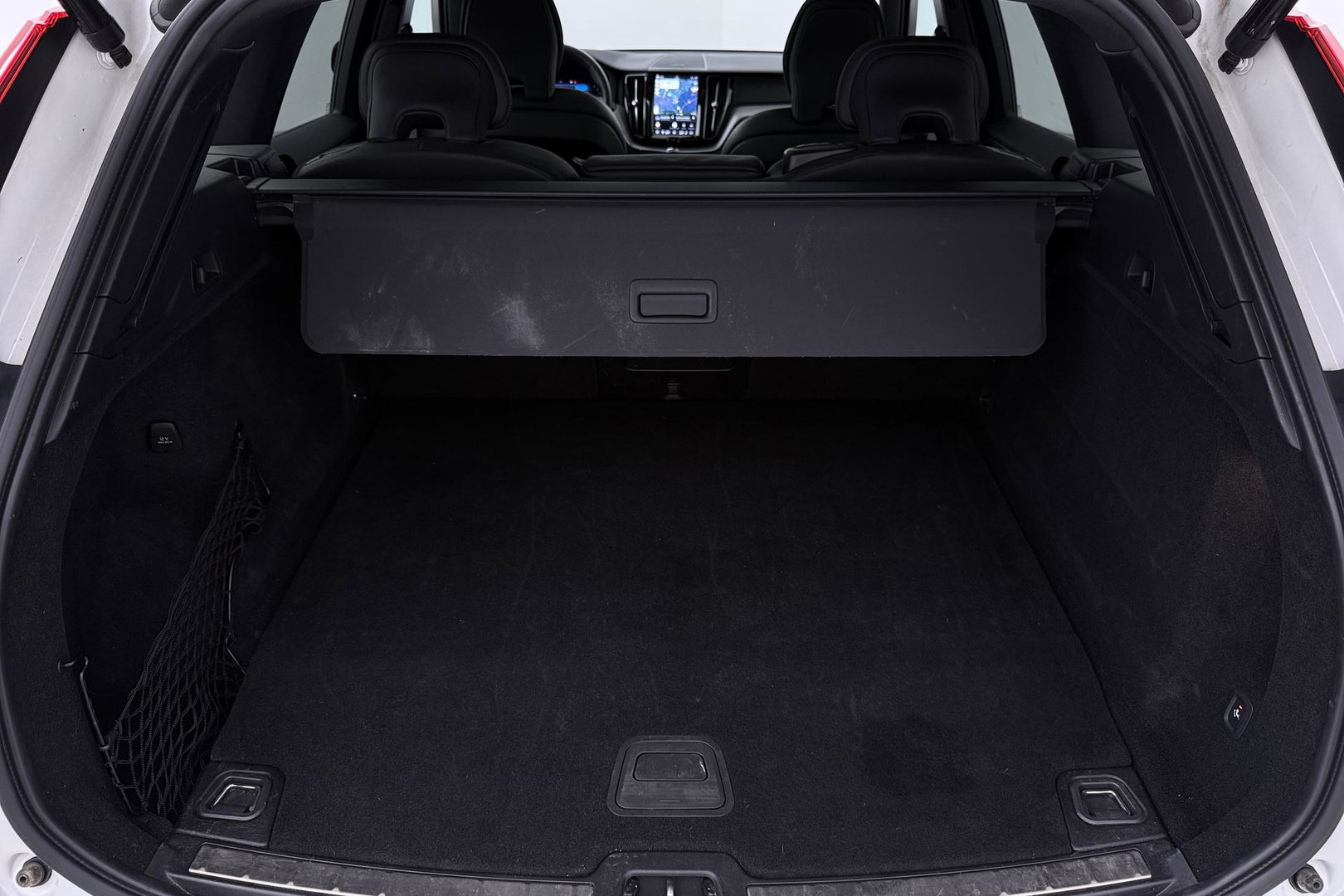 Volvo XC60 T6 Plus Dark | ACC | Harman/Kardon | Trekhaak | Panoramadak | Stoel+Stuurverwarming | 21 Inch | Leder
