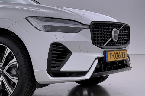 Volvo XC60 T6 Plus Dark | ACC | Harman/Kardon | Trekhaak | Panoramadak | Stoel+Stuurverwarming | 21 Inch | Leder
