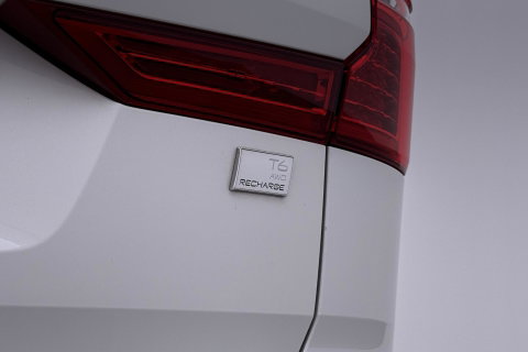 Volvo XC60 T6 Plus Dark | ACC | Harman/Kardon | Trekhaak | Panoramadak | Stoel+Stuurverwarming | 21 Inch | Leder