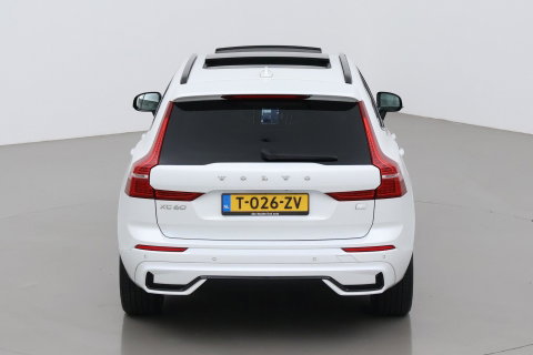 Volvo XC60 T6 Plus Dark | ACC | Harman/Kardon | Trekhaak | Panoramadak | Stoel+Stuurverwarming | 21 Inch | Leder