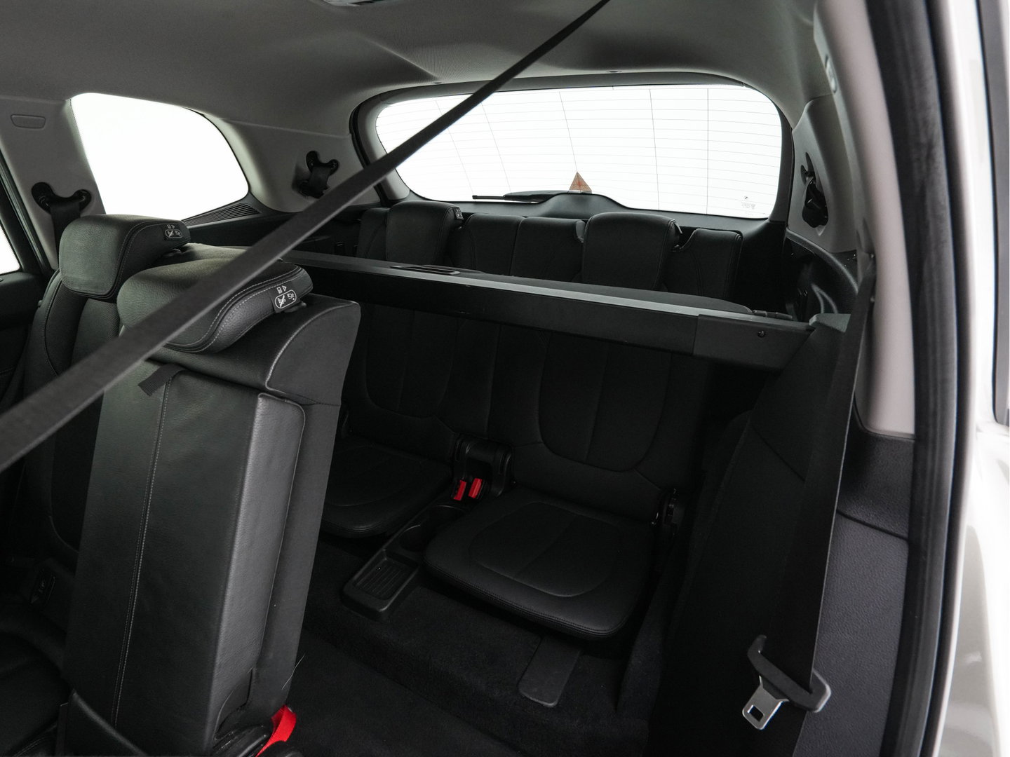 BMW 2 Serie Gran Tourer 216d High Executive Luxury-Line [7-Pers.] (INCL-BTW) Aut. * LEATHER | FULL-LED | HIFI-SOUND | HEAD-UP | ADAPTIVE-CRUISE | KEYLESS | NAVI-FULLMAP | HEATED-SPORTSEATS | PRIVACY-GLASS | ECC | PDC | TOWBAR | 17''ALU*