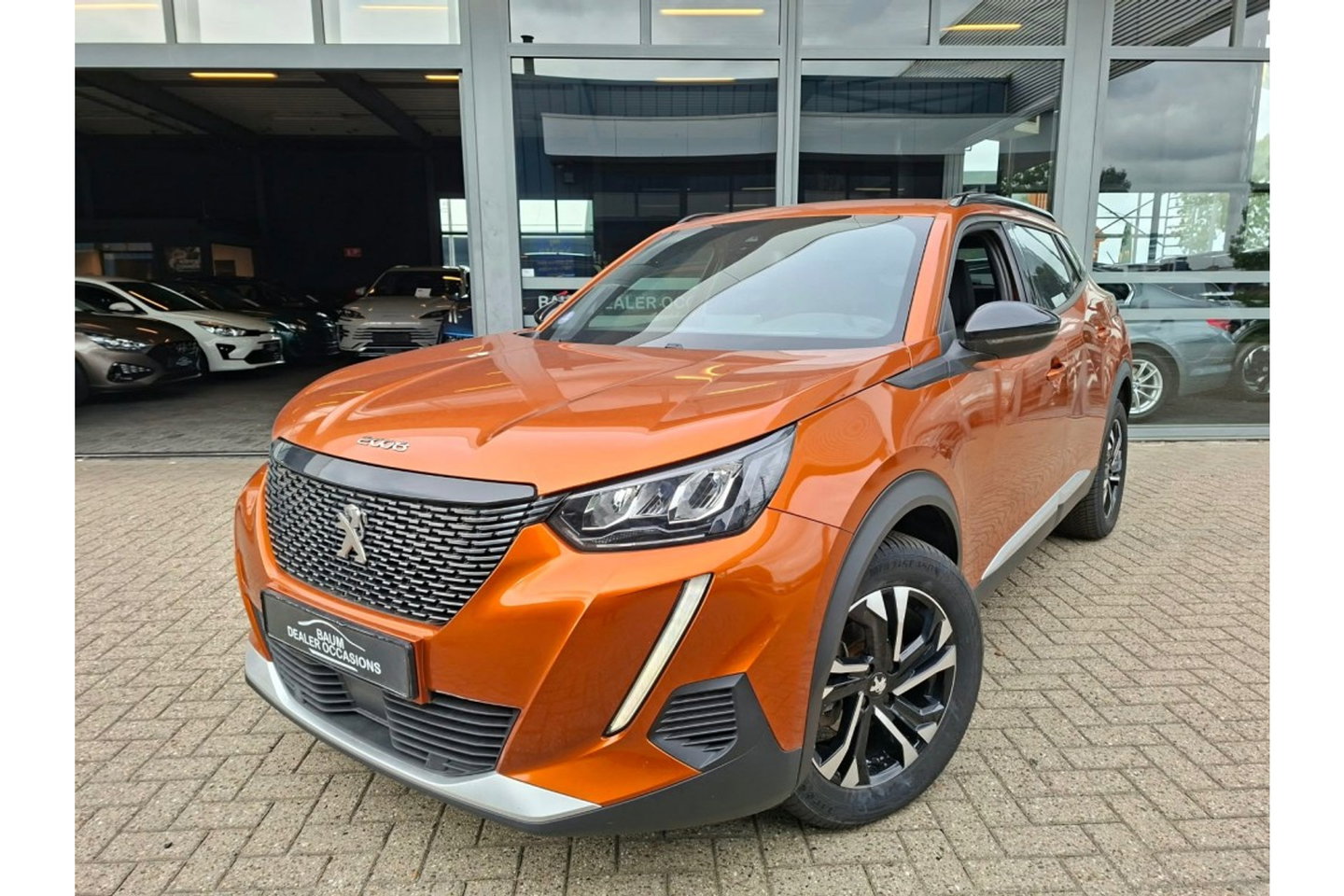 Peugeot 2008 1.2 PURETECH ALLUREPACK AUTOMAAT 130PK AIRCO NAVI CLIMA PDC-CAMERA