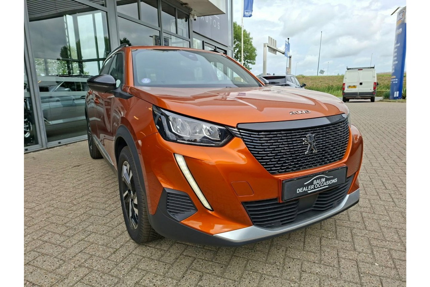 Peugeot 2008 1.2 PURETECH ALLUREPACK AUTOMAAT 130PK AIRCO NAVI CLIMA PDC-CAMERA