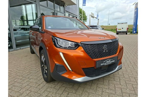 Peugeot 2008 1.2 PURETECH ALLUREPACK AUTOMAAT 130PK AIRCO NAVI CLIMA PDC-CAMERA