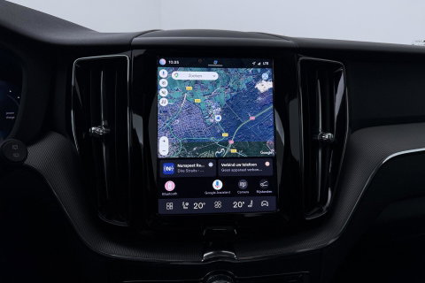 Volvo XC60 T6 Essential Bright | Panoramadak | Trekhaak | Pilot Assist | BLIS | Camera | Stoel+Stuurverwarming | ACC