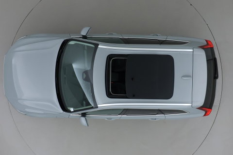 Volvo XC60 T6 Essential Bright | Panoramadak | Trekhaak | Pilot Assist | BLIS | Camera | Stoel+Stuurverwarming | ACC