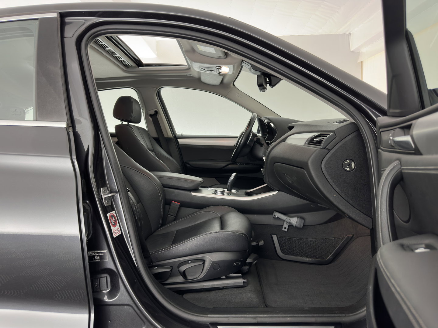 BMW X4 xDrive20d Centennial High Executive *PANO | HEAD-UP | LEATHER | XENON | TOP-VIEW | BLIND-SPOT | HEATED-SPORTSEATS | NAVI-FULLMAP | ECC | PDC | CRUISE | 18''ALU | TOWBAR*
