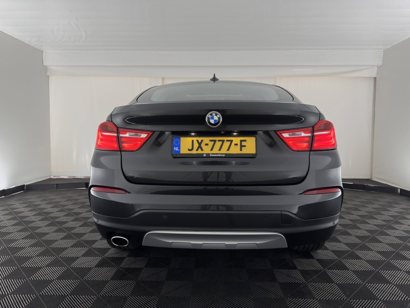 BMW X4 xDrive20d Centennial High Executive *PANO | HEAD-UP | LEATHER | XENON | TOP-VIEW | BLIND-SPOT | HEATED-SPORTSEATS | NAVI-FULLMAP | ECC | PDC | CRUISE | 18''ALU | TOWBAR*