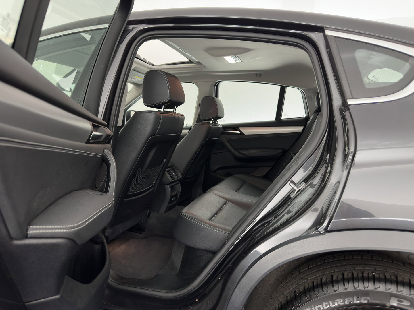 BMW X4 xDrive20d Centennial High Executive *PANO | HEAD-UP | LEATHER | XENON | TOP-VIEW | BLIND-SPOT | HEATED-SPORTSEATS | NAVI-FULLMAP | ECC | PDC | CRUISE | 18''ALU | TOWBAR*