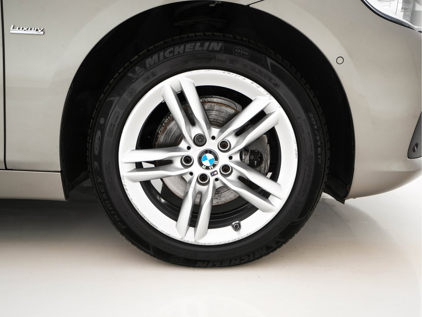 BMW 2 Serie Gran Tourer 216d High Executive Luxury-Line [7-Pers.] (INCL-BTW) Aut. * LEATHER | FULL-LED | HIFI-SOUND | HEAD-UP | ADAPTIVE-CRUISE | KEYLESS | NAVI-FULLMAP | HEATED-SPORTSEATS | PRIVACY-GLASS | ECC | PDC | TOWBAR | 17''ALU*