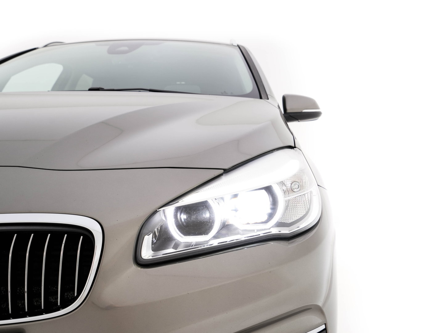 BMW 2 Serie Gran Tourer 216d High Executive Luxury-Line [7-Pers.] (INCL-BTW) Aut. * LEATHER | FULL-LED | HIFI-SOUND | HEAD-UP | ADAPTIVE-CRUISE | KEYLESS | NAVI-FULLMAP | HEATED-SPORTSEATS | PRIVACY-GLASS | ECC | PDC | TOWBAR | 17''ALU*