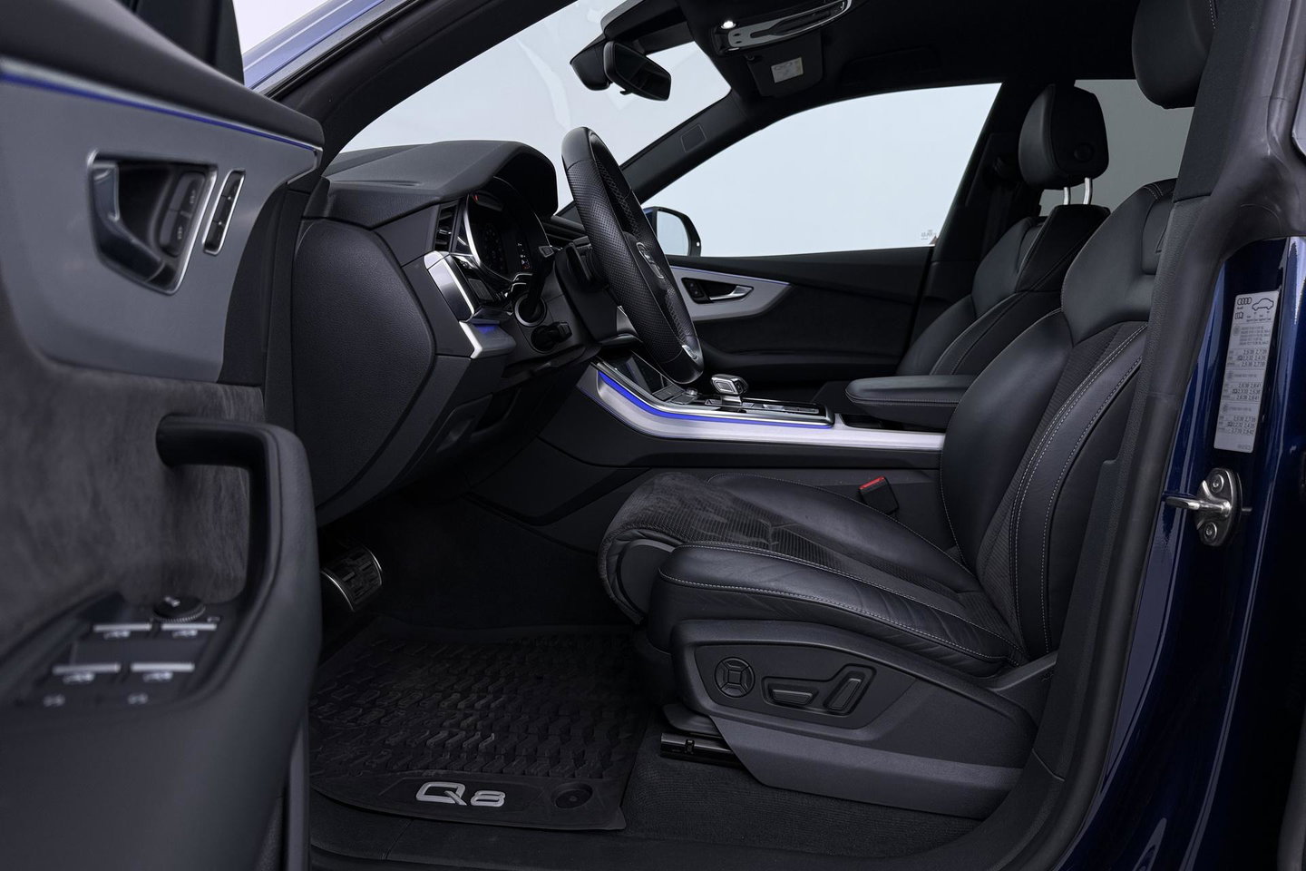 Audi Q8 55 TFSI e quattro Pro Line | Bang&Olufsen | Luchtvering | Trekhaak | Head-Up | Matrix LED | 22 Inch | Stoelverwarming V+A | ACC