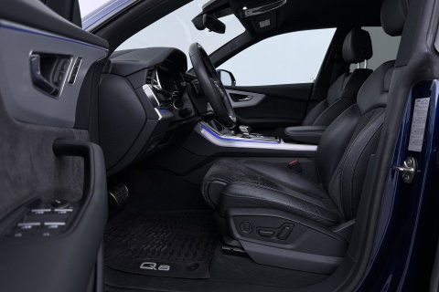 Audi Q8 55 TFSI e quattro Pro Line | Bang&Olufsen | Luchtvering | Trekhaak | Head-Up | Matrix LED | 22 Inch | Stoelverwarming V+A | ACC