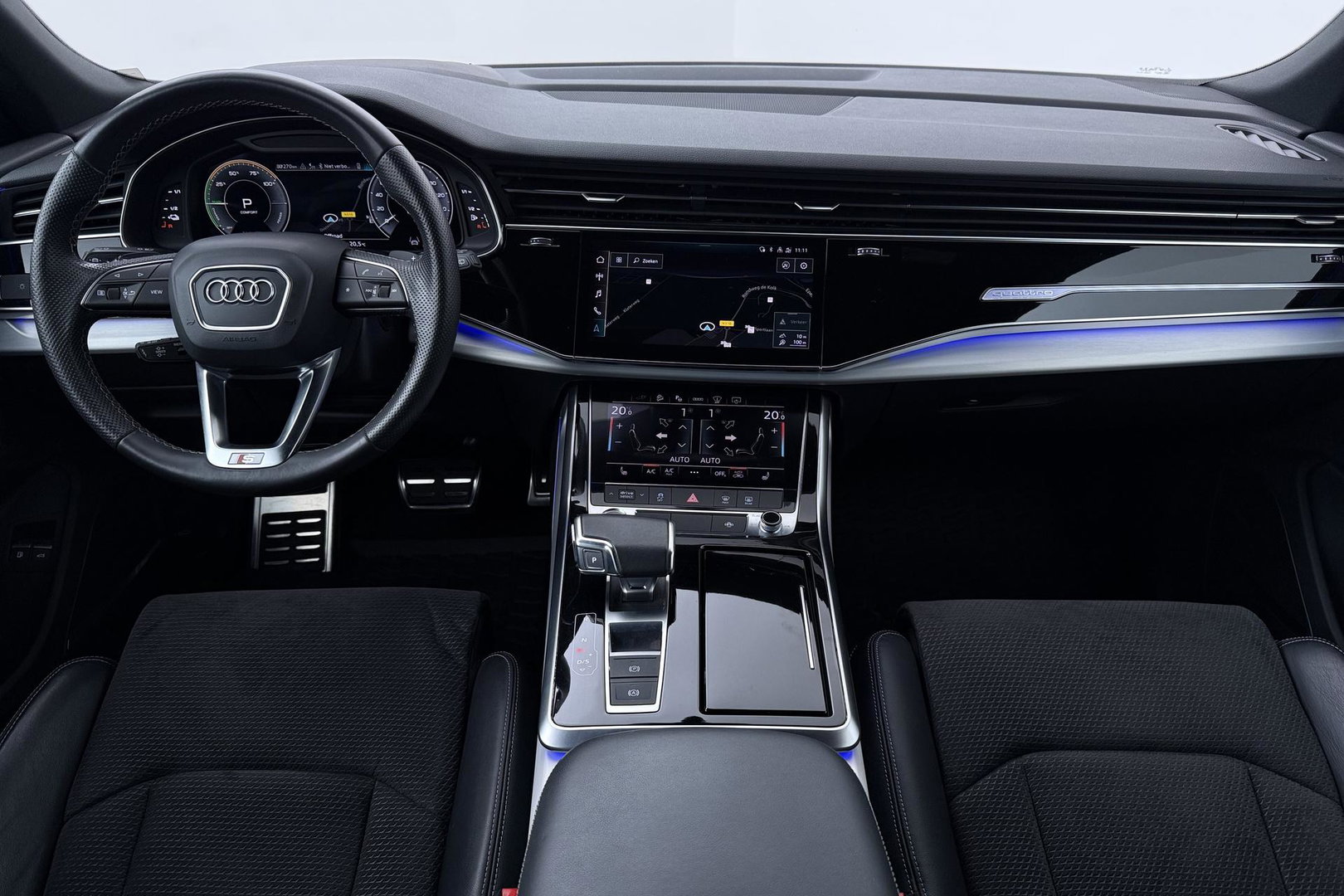 Audi Q8 55 TFSI e quattro Pro Line | Bang&Olufsen | Luchtvering | Trekhaak | Head-Up | Matrix LED | 22 Inch | Stoelverwarming V+A | ACC