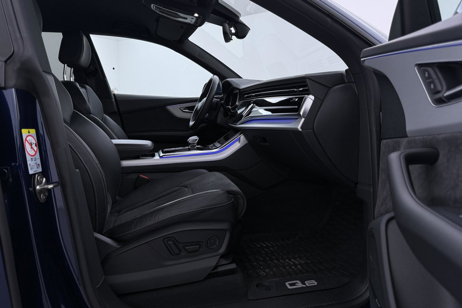 Audi Q8 55 TFSI e quattro Pro Line | Bang&Olufsen | Luchtvering | Trekhaak | Head-Up | Matrix LED | 22 Inch | Stoelverwarming V+A | ACC