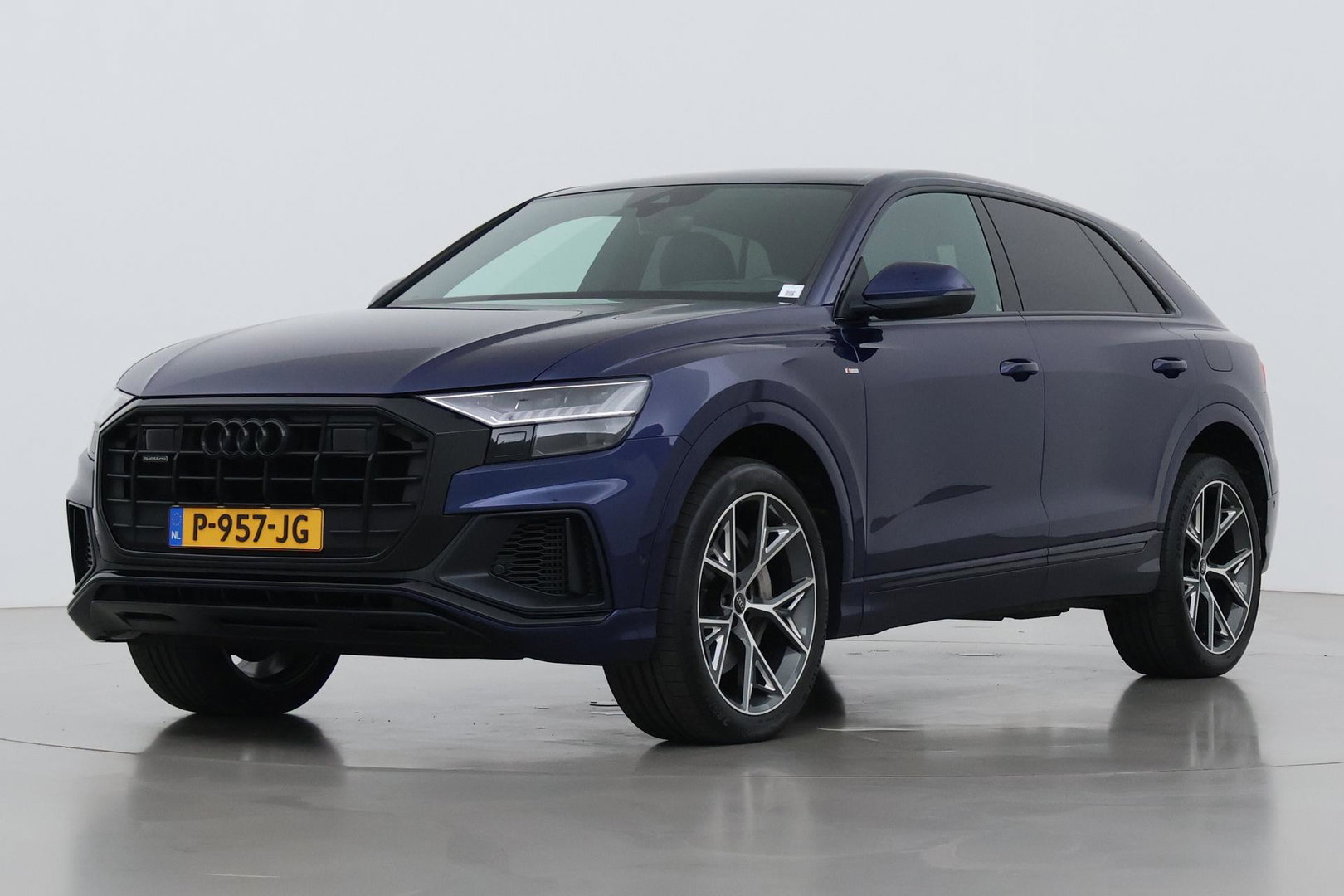 Audi Q8 55 TFSI e quattro Pro Line | Bang&Olufsen | Luchtvering | Trekhaak | Head-Up | Matrix LED | 22 Inch | Stoelverwarming V+A | ACC