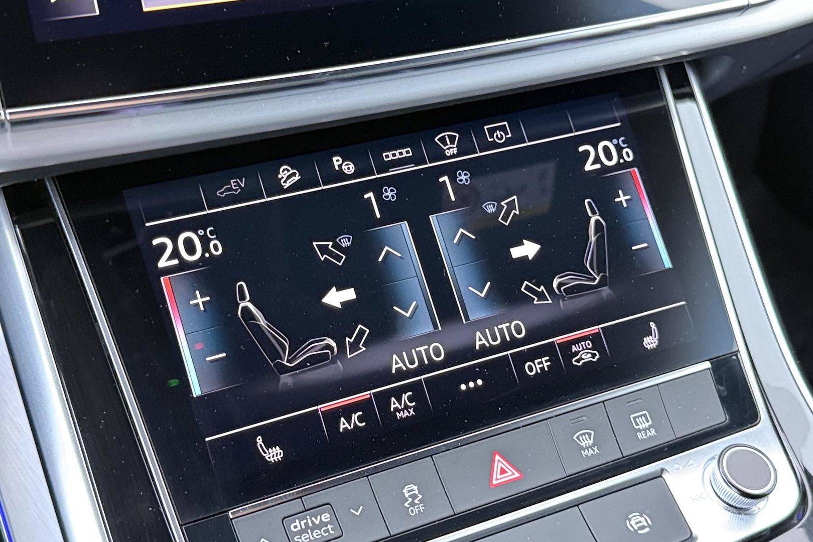 Audi Q8 55 TFSI e quattro Pro Line | Bang&Olufsen | Luchtvering | Trekhaak | Head-Up | Matrix LED | 22 Inch | Stoelverwarming V+A | ACC