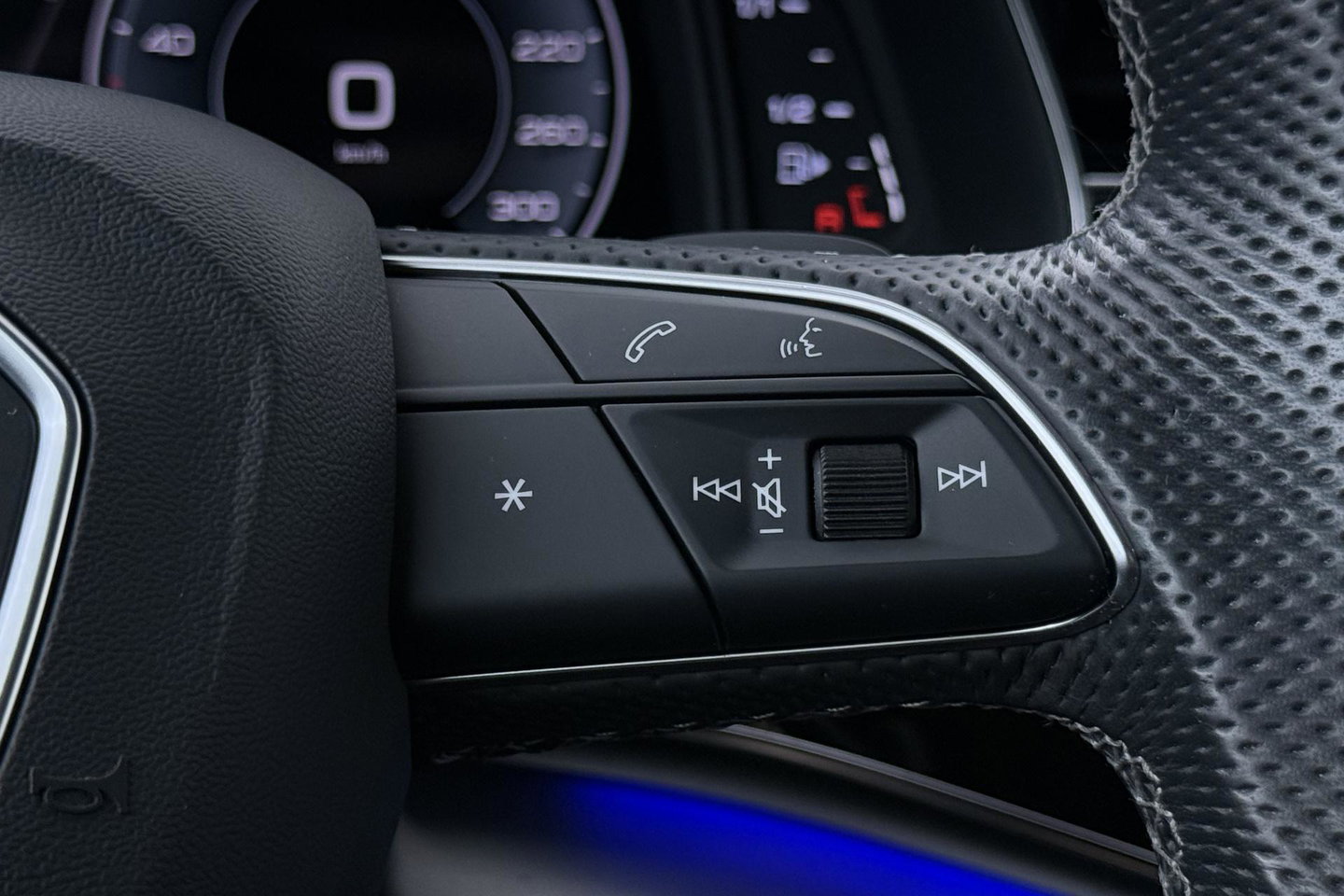Audi Q8 55 TFSI e quattro Pro Line | Bang&Olufsen | Luchtvering | Trekhaak | Head-Up | Matrix LED | 22 Inch | Stoelverwarming V+A | ACC