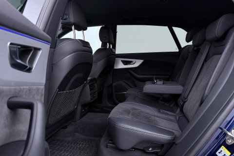 Audi Q8 55 TFSI e quattro Pro Line | Bang&Olufsen | Luchtvering | Trekhaak | Head-Up | Matrix LED | 22 Inch | Stoelverwarming V+A | ACC