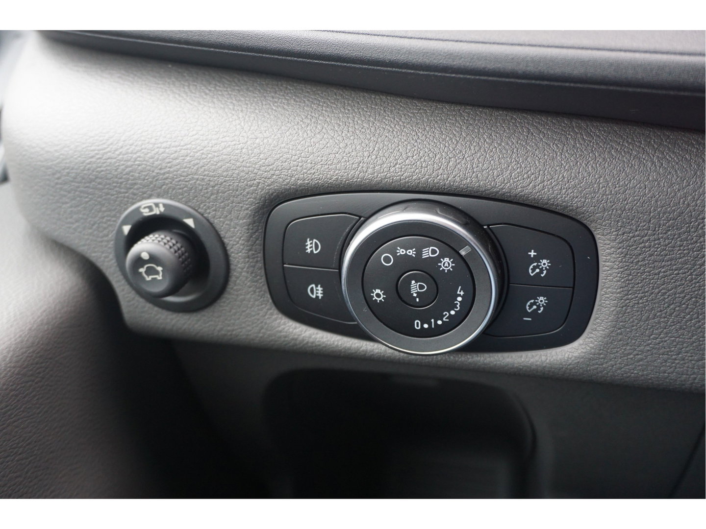 Ford Transit 350L 130PK L3H2 Trend AUT BPM VRIJ!! Clima, 12" Sync 4 Navi, 270º deur, Trekhaak!! NR. 165
