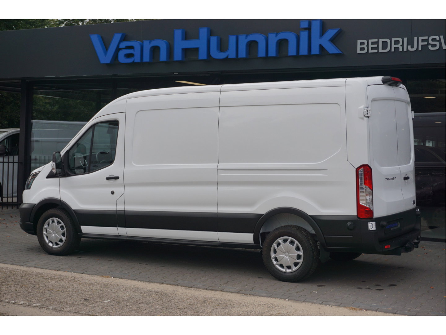 Ford Transit 350L 130PK L3H2 Trend AUT BPM VRIJ!! Clima, 12" Sync 4 Navi, 270º deur, Trekhaak!! NR. 165