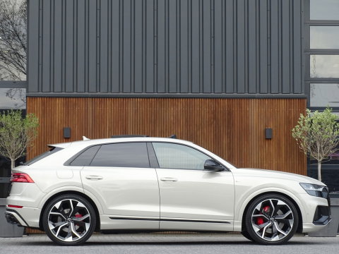 Audi Q8 60 TFSIe 462PK Quattro S-line / Massage / B&O / Audi Exclusive / 360°
