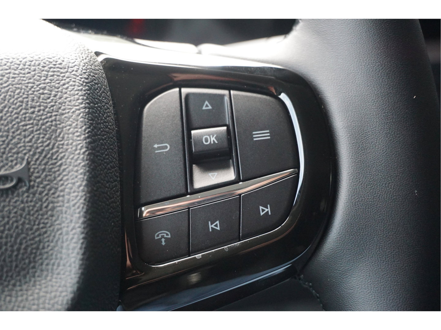 Ford E-Transit Custom 320S 218PK 71KWH Limited AUT BPM VRIJ!! Apple CP / Android A, LED, 17" LM!! NR. EC02