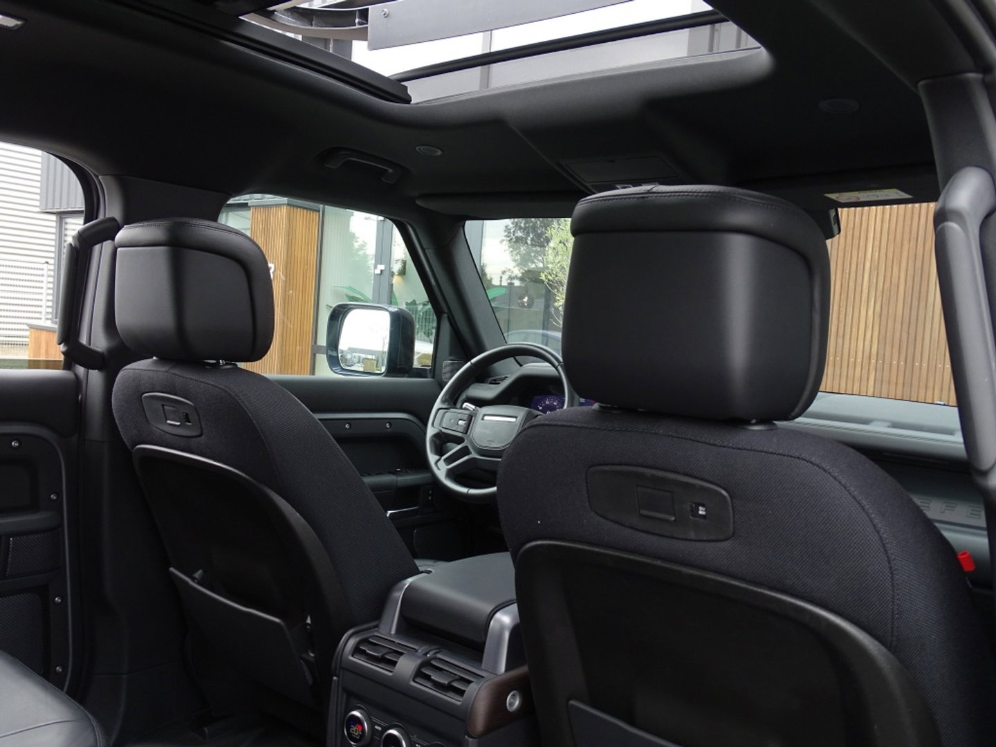 Land Rover Defender 110 3.0 P400 110 X 7 pers. X-Dynamic / Meridan / LED / *NAP*