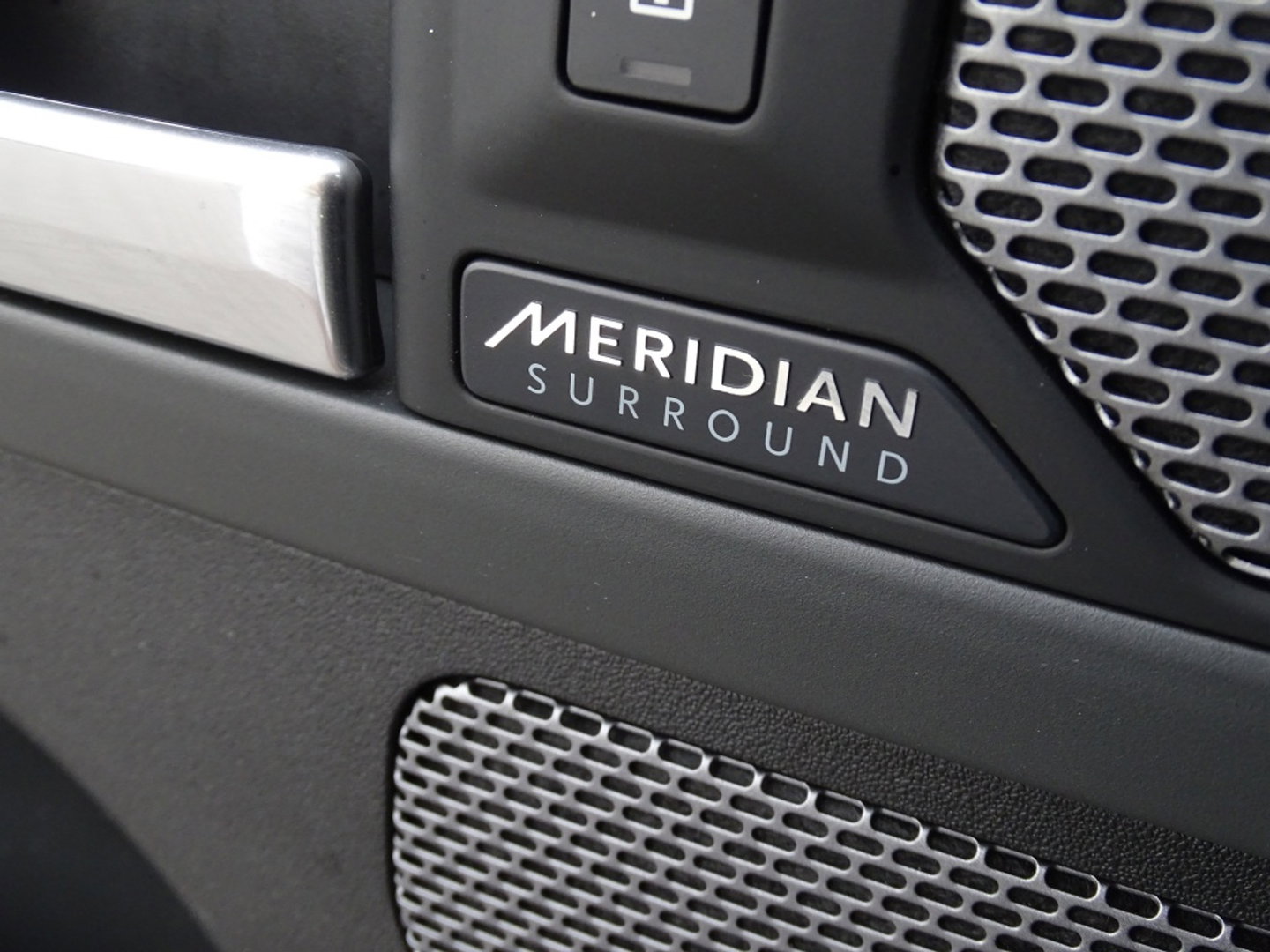 Land Rover Defender 110 3.0 P400 110 X 7 pers. X-Dynamic / Meridan / LED / *NAP*