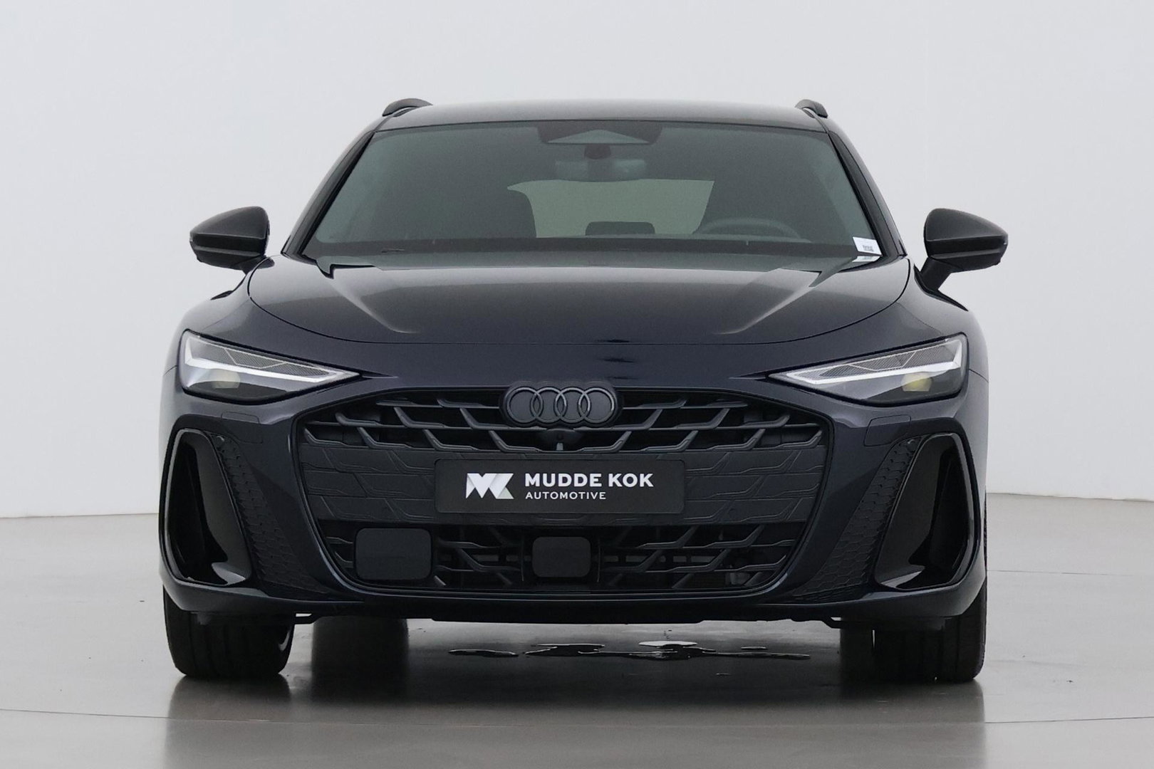 Audi A6 2.0 e-Hybrid Quattro S Edition Competition Bang&Olufsen | Luchtvering | Panoramadak | Trekhaak | Massage+Ventilatie | Head-Up | ACC | 21 Inch