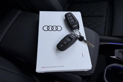 Audi A6 2.0 e-Hybrid Quattro S Edition Competition Bang&Olufsen | Luchtvering | Panoramadak | Trekhaak | Massage+Ventilatie | Head-Up | ACC | 21 Inch