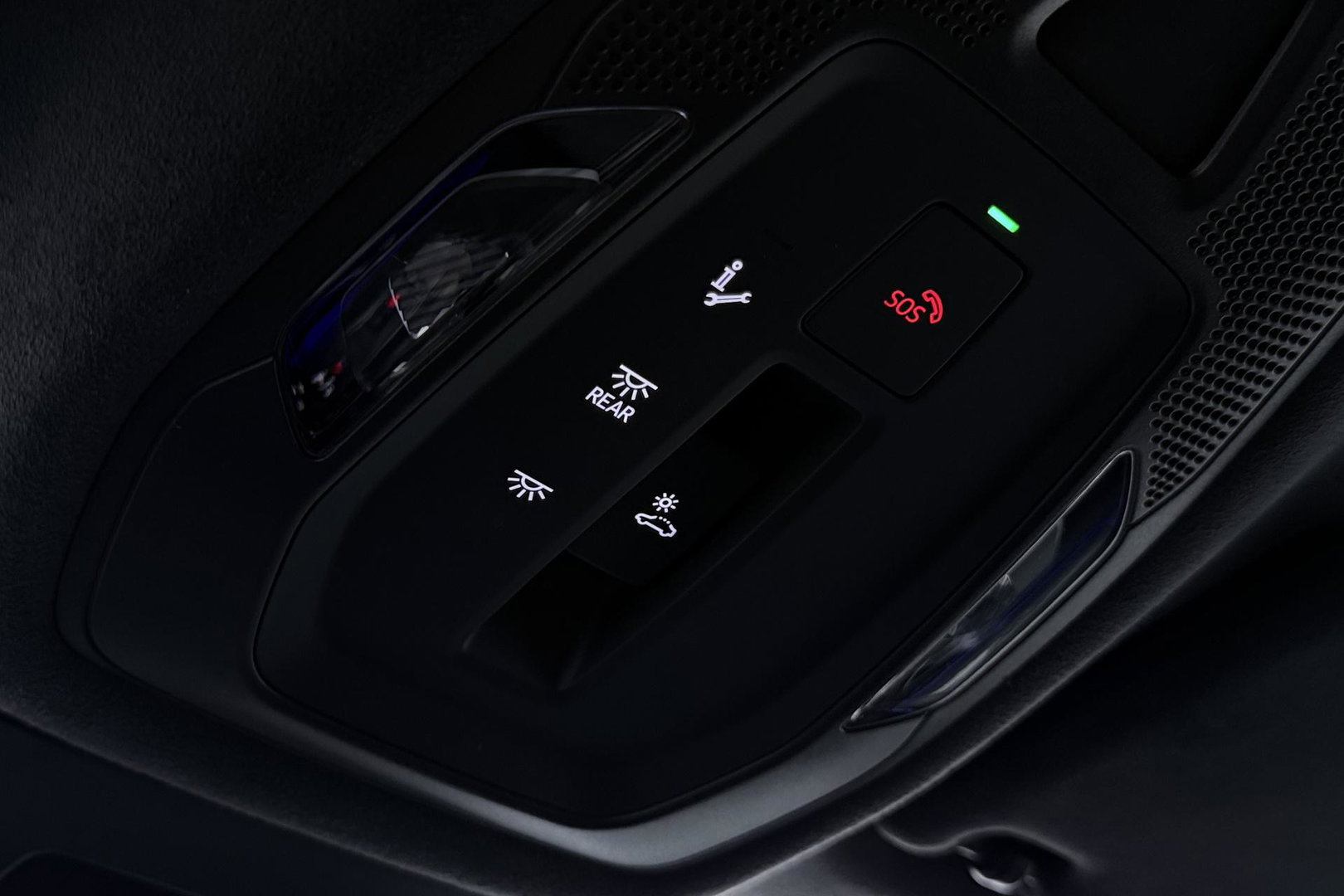 Audi A6 2.0 e-Hybrid Quattro S Edition Competition Bang&Olufsen | Luchtvering | Panoramadak | Trekhaak | Massage+Ventilatie | Head-Up | ACC | 21 Inch