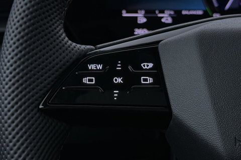 Audi A6 2.0 e-Hybrid Quattro S Edition Competition Bang&Olufsen | Luchtvering | Panoramadak | Trekhaak | Massage+Ventilatie | Head-Up | ACC | 21 Inch