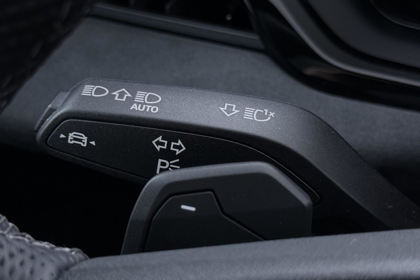 Audi A6 2.0 e-Hybrid Quattro S Edition Competition Bang&Olufsen | Luchtvering | Panoramadak | Trekhaak | Massage+Ventilatie | Head-Up | ACC | 21 Inch